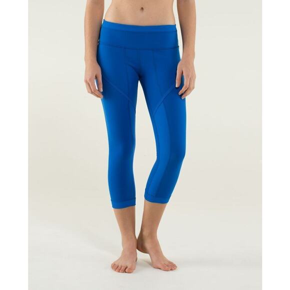 lululemon athletica Pants - Lululemon Roll Out Crop Legging Baroque Blue Size 6